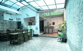 RedDoorz @ Seturan Raya